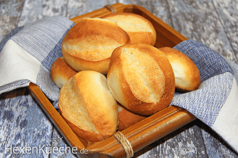 Knusprige Frühstücksbrötchen – Hexenküche.de